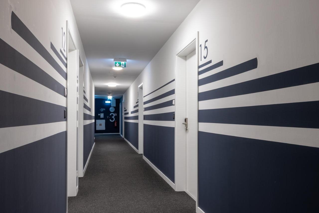 Zzzpace Smart-Hotel Bielefeld Zentrum Exteriér fotografie