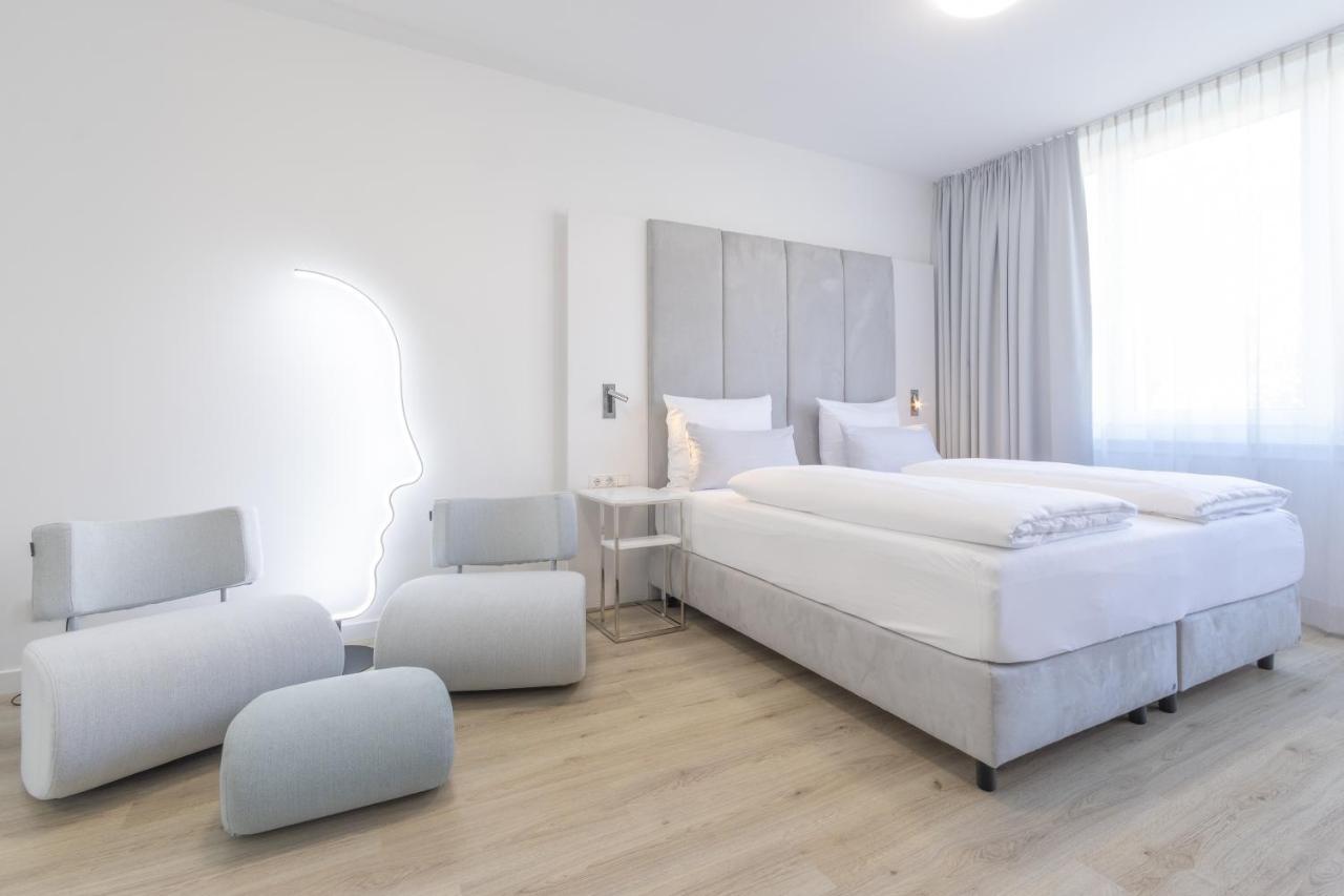 Zzzpace Smart-Hotel Bielefeld Zentrum Exteriér fotografie